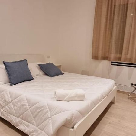 A Casa Di Maghi Hotel ออลเบีย ภายนอก รูปภาพ