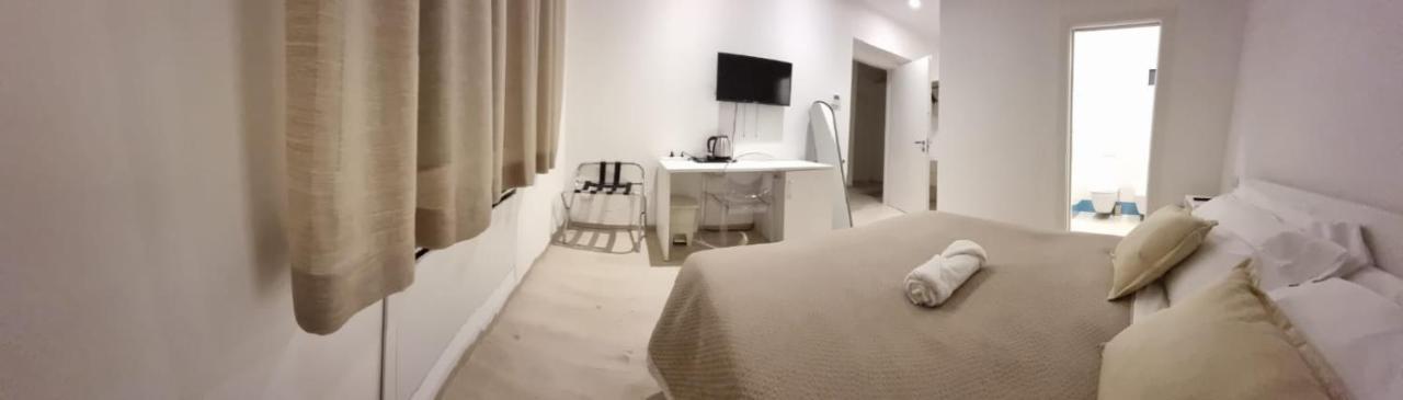 A Casa Di Maghi Hotel ออลเบีย ภายนอก รูปภาพ